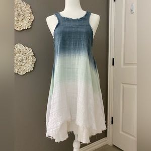 Cute sleeveless dress!